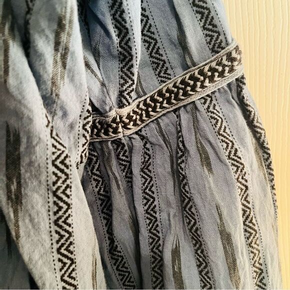 Miss June Paris Embroidered Blouse - Picture 7 of 10